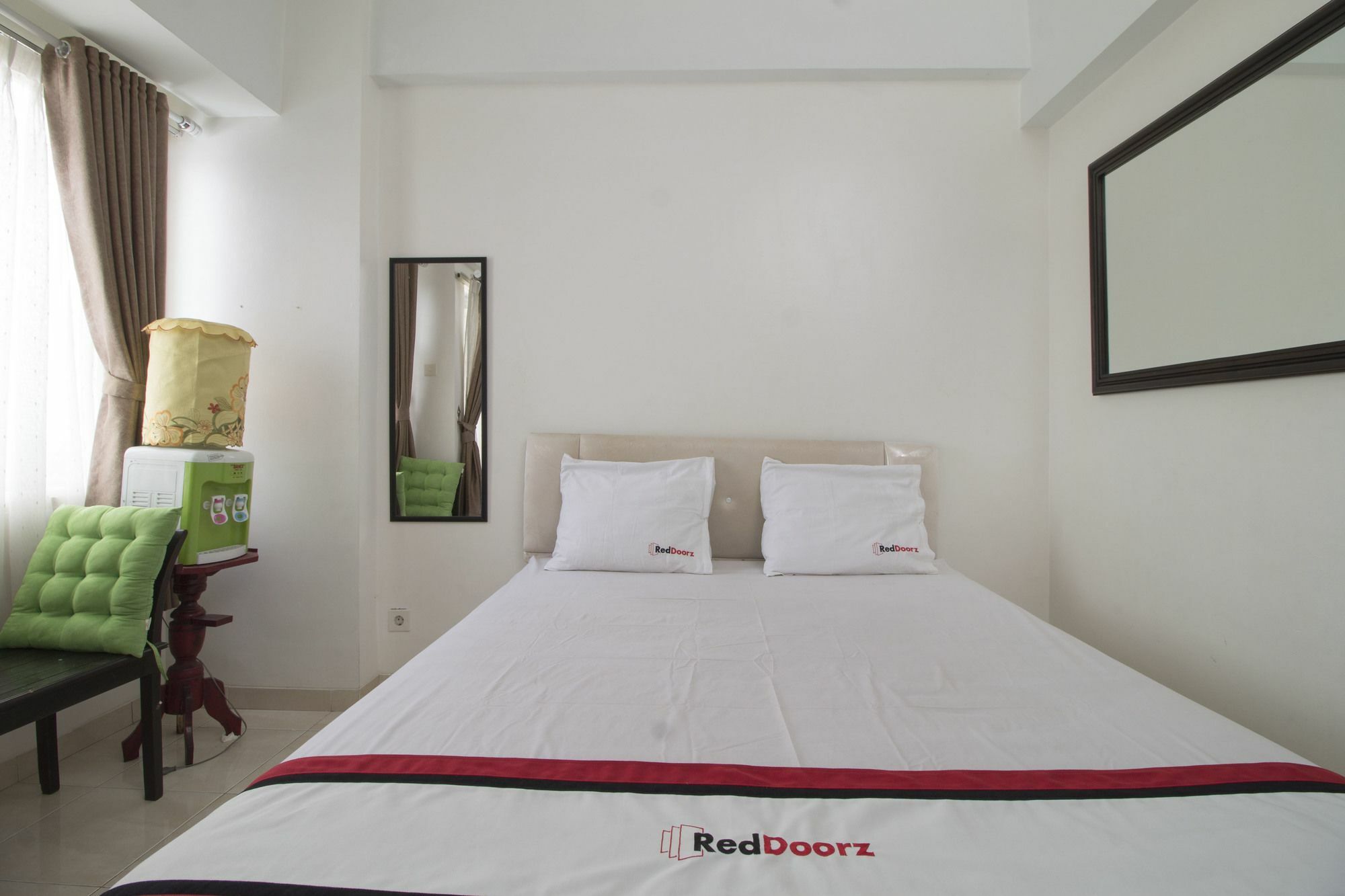 Reddoorz Apartment @ Margonda Residence 3 Depok Exterior foto